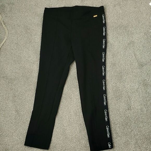 Calvin Klein power stretch pants,  size medium - Picture 5 of 6